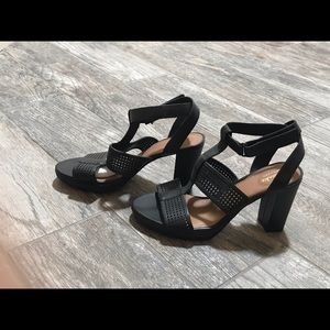 New Clark’s Black Artisan Laser Cut Sandals
